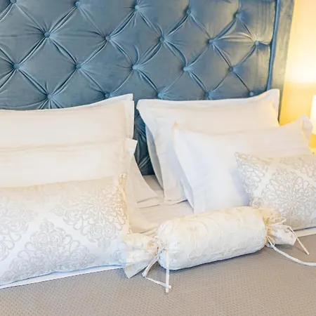 And Style Luxury Alojamento de Acomodação e Pequeno-almoço 4*