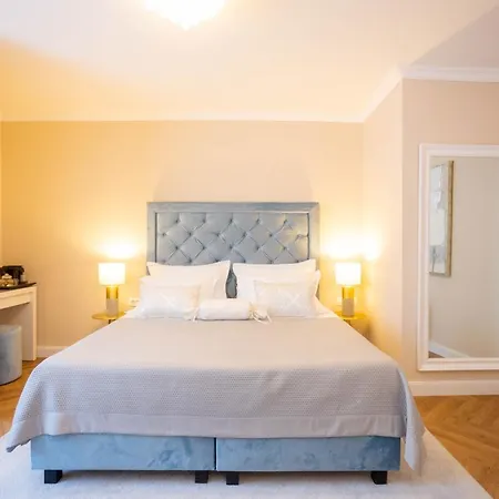 Bed & Breakfast And Style Luxury