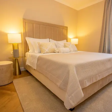 Bed & Breakfast And Style Luxury Split