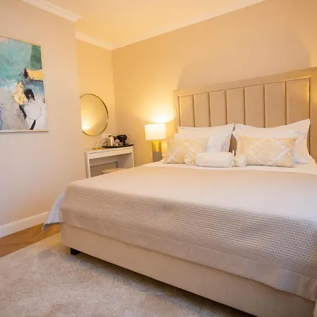 And Style Luxury Bed & Breakfast
