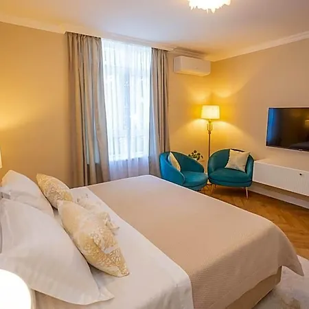 Bed & Breakfast And Style Luxury Split