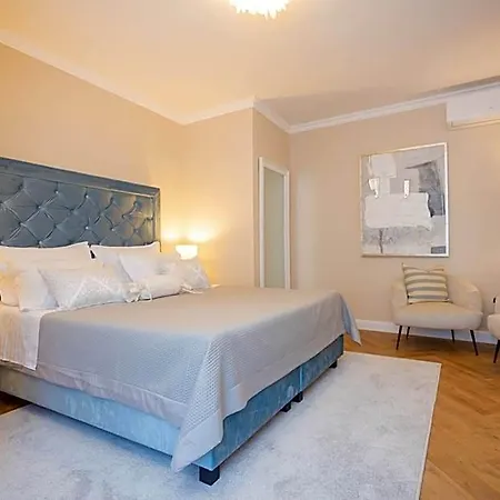 And Style Luxury Bed & Breakfast